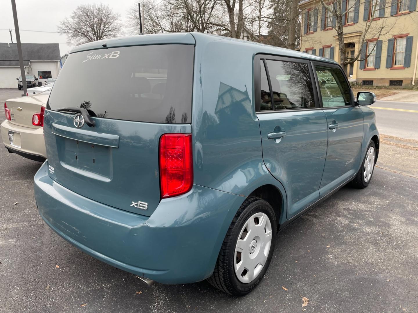 2009 blue Scion xB Wagon (JTLKE50E291) with an 2.4L L4 DOHC 16V engine, automatic transmission, located at 101 N. Main Street, Muncy, PA, 17756, (570) 546-5462, 41.207691, -76.785942 - Photo#2